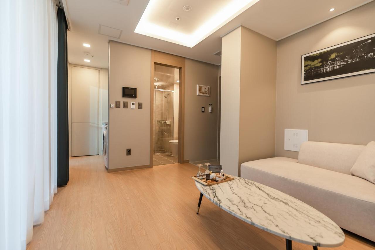 בוסאן D Ov Haeundae Hotel מראה חיצוני תמונה