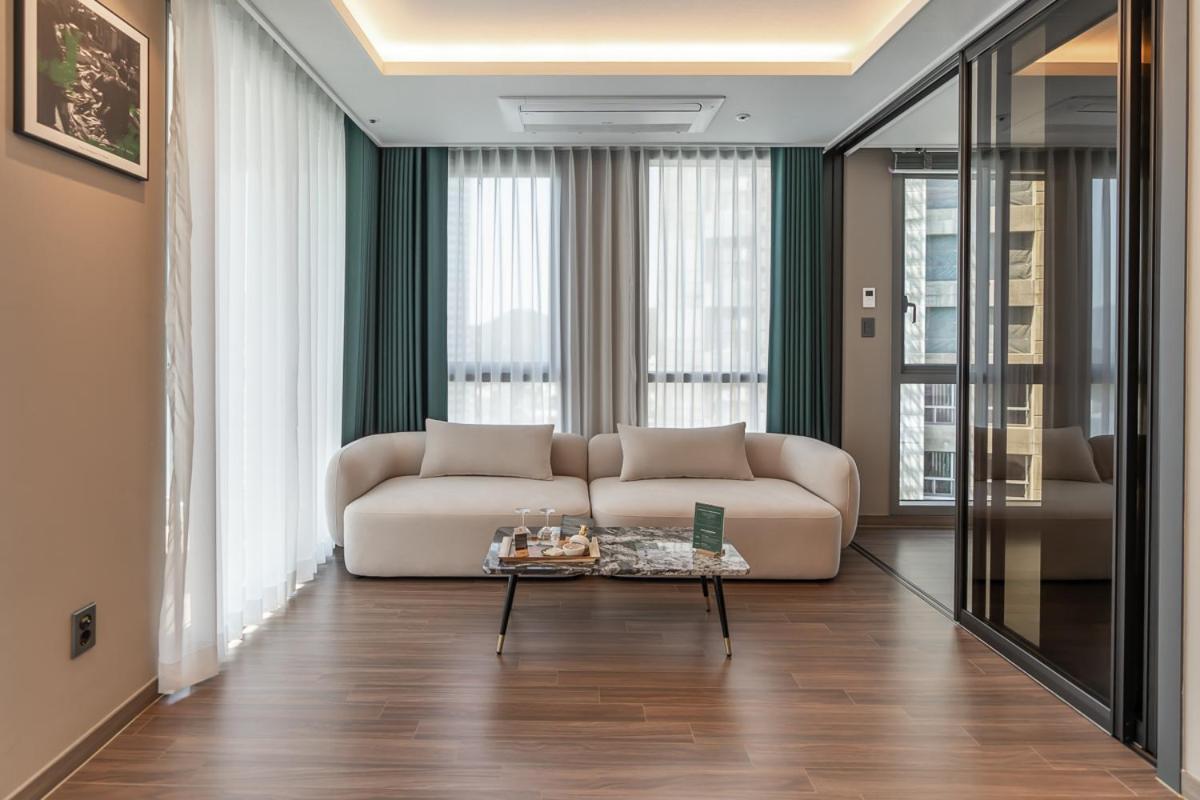 בוסאן D Ov Haeundae Hotel מראה חיצוני תמונה