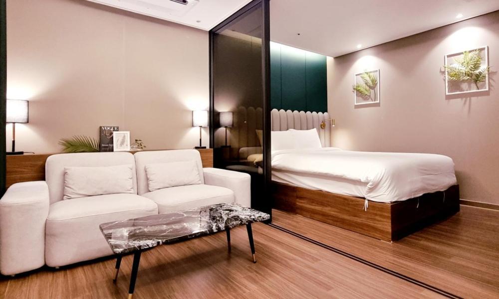 בוסאן D Ov Haeundae Hotel מראה חיצוני תמונה